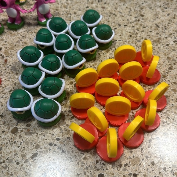 Super Mario collectors edition, chess pieces, extras - Picture 4 of 4